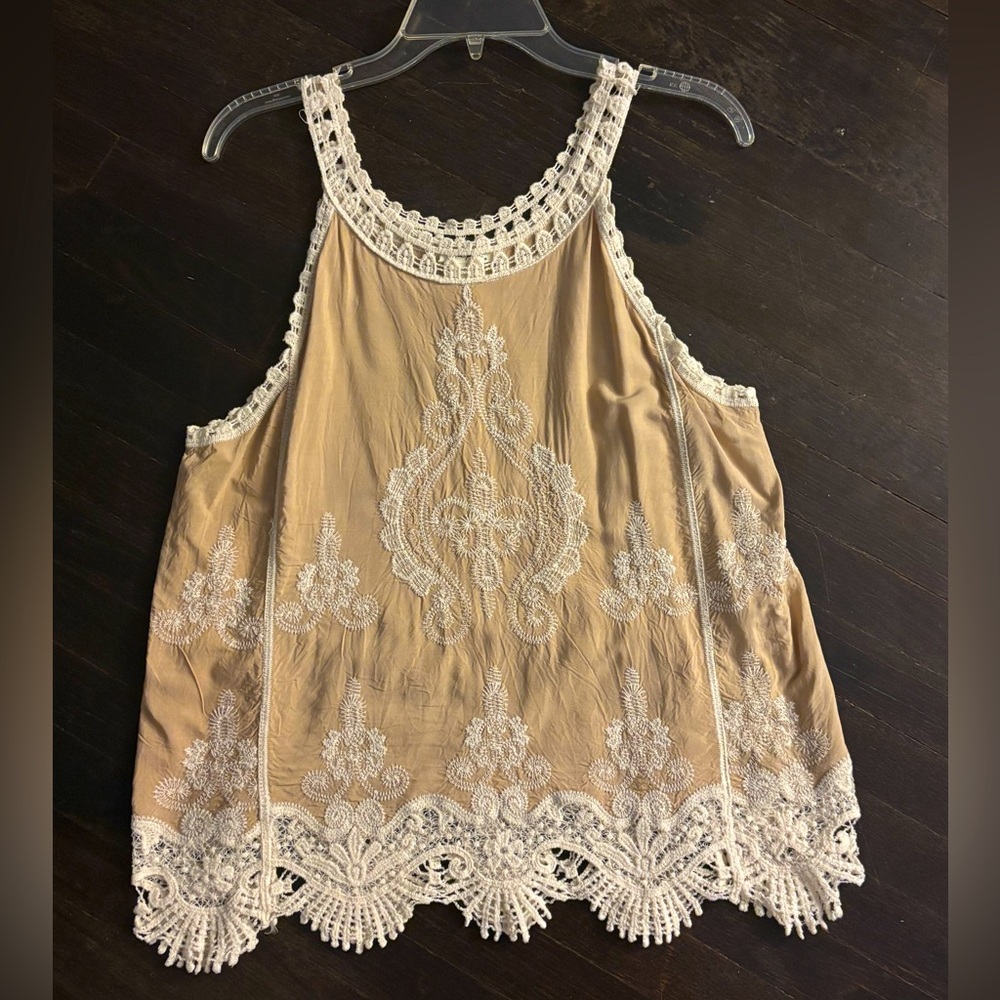 Lace strap pretty summer tank. Light brown with crochet lace bottom
